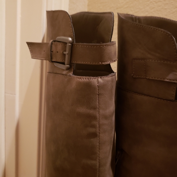 Madden Girl Boots😊 - Picture 3 of 12